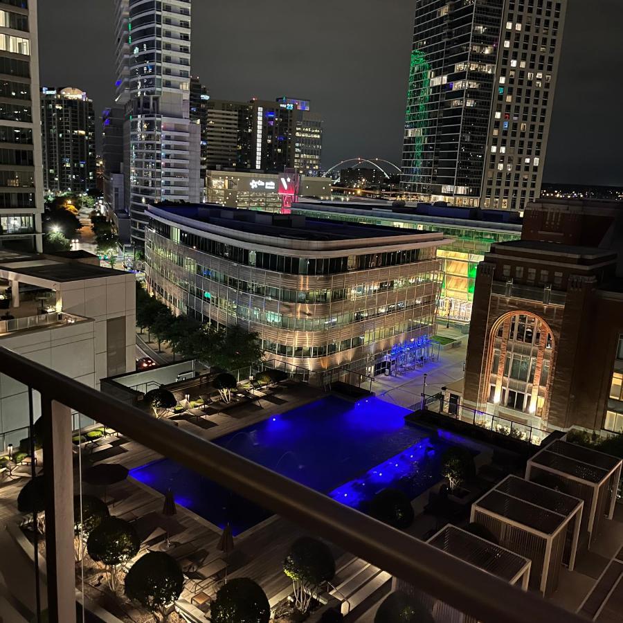 Downtown Dallas Apt With View Walking Distance To Aac With Free Parking Pool Wifi Exterior foto